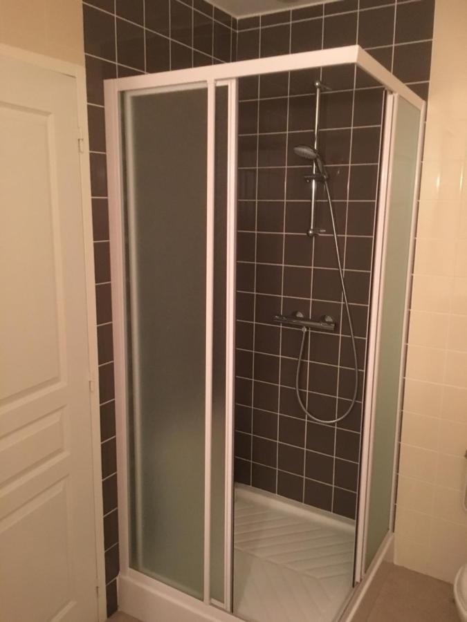 Chambres D'Hote Les Bredins Saint-Menoux Екстериор снимка